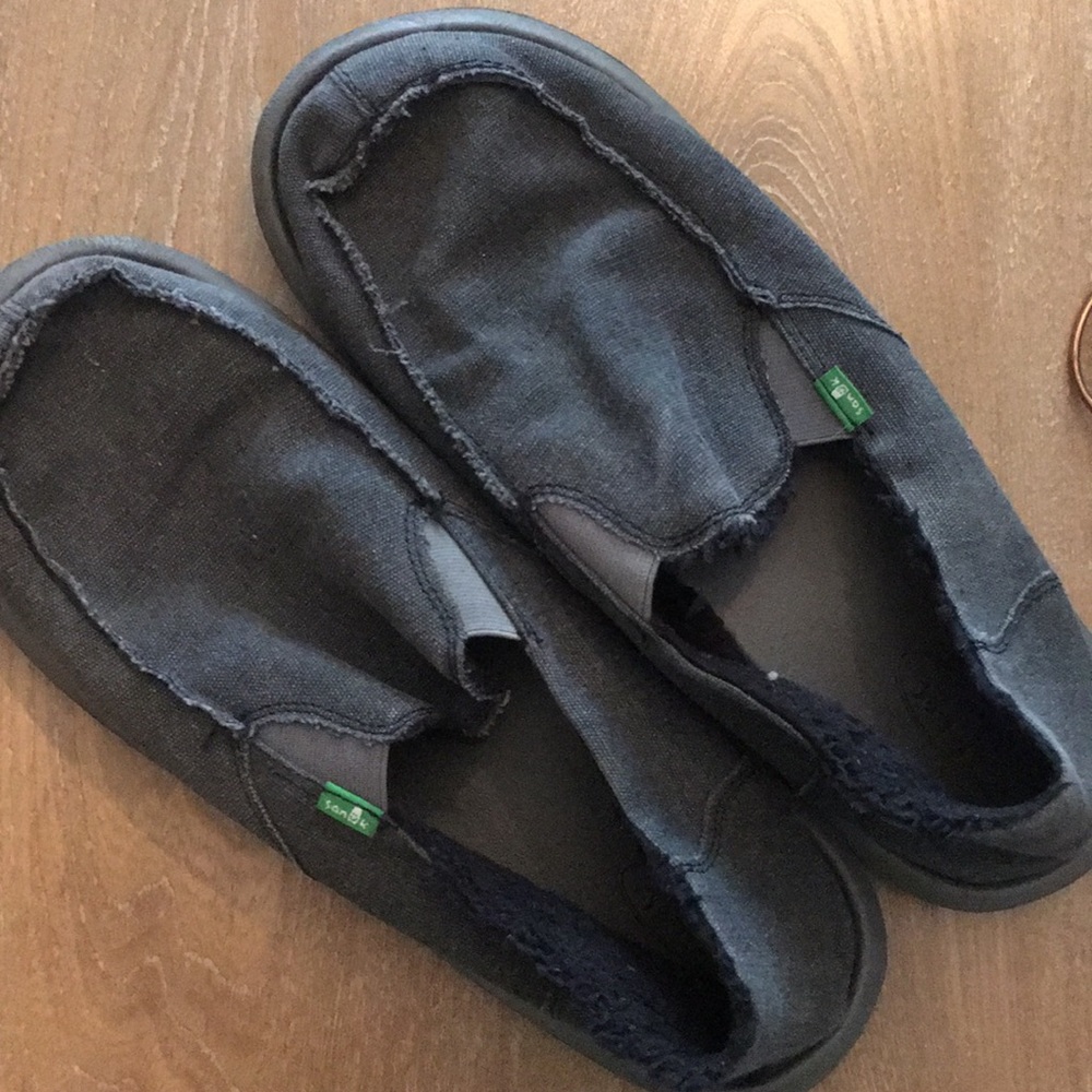 Men’s gray Sanuks- size 13